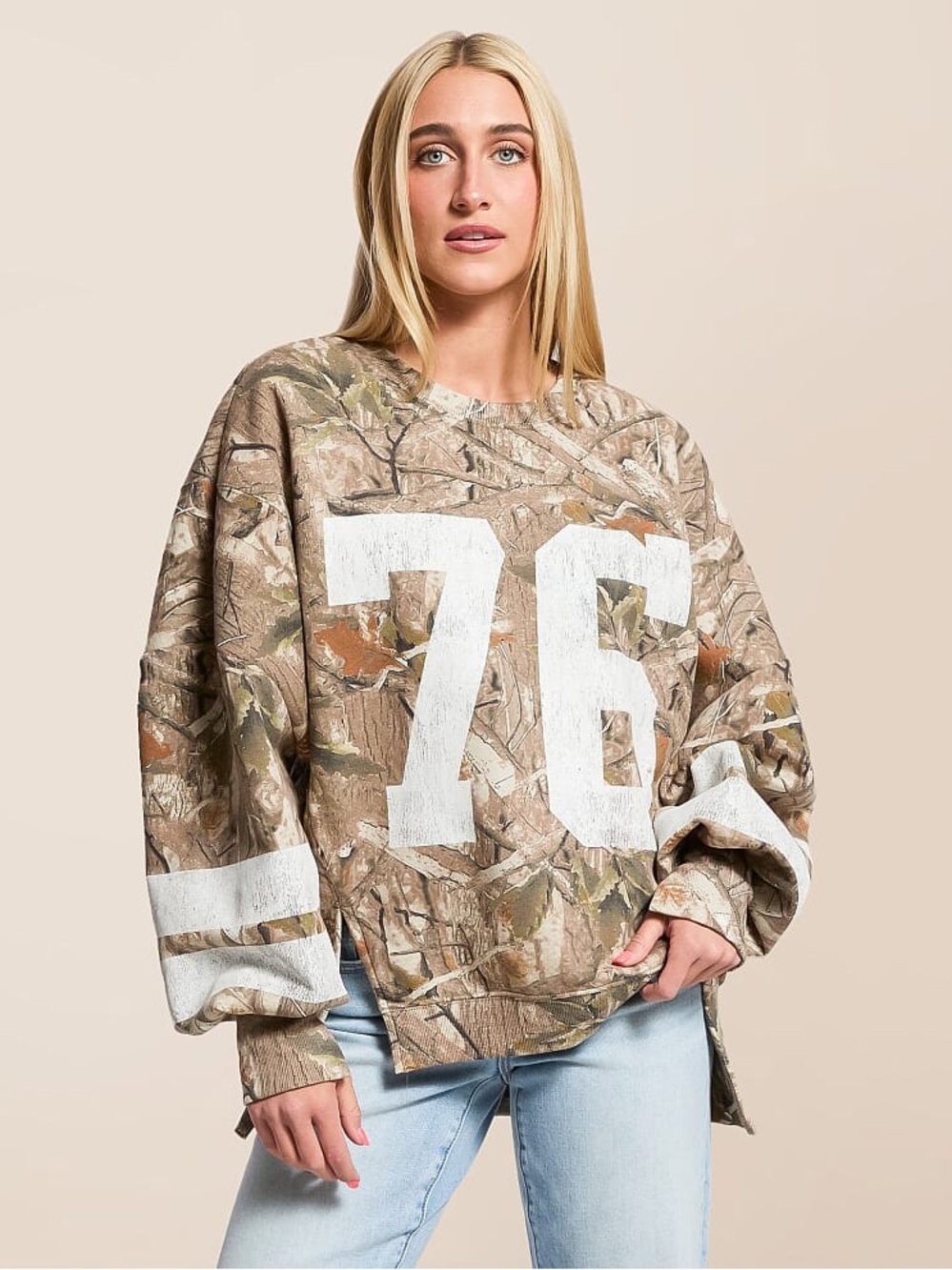 Goodie Two Sleeves 76 Camo Oversized Pullover Sweatshirt Womens Size M